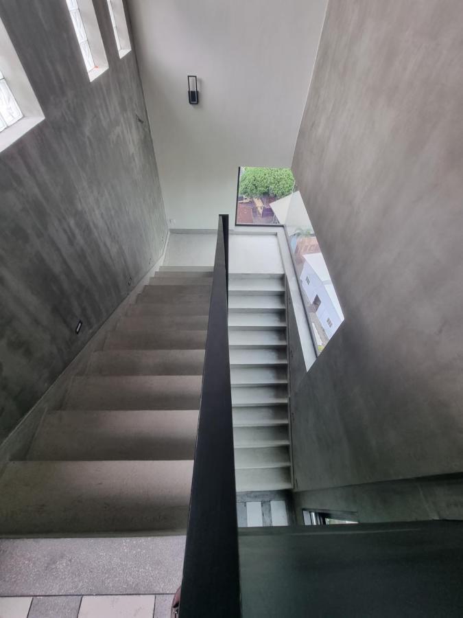 Vaux Park Street - A Collection Of 8 Luxury Lofts * Colombo
