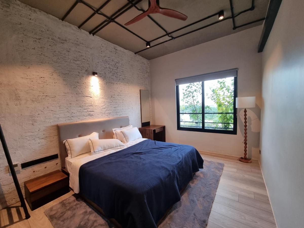 Aparthotel Vaux Park Street - A Collection Of 8 Luxury Lofts *